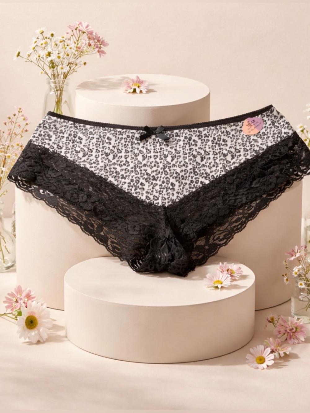 NWT by No secret Fabulous panties Sz 12/14 in US
